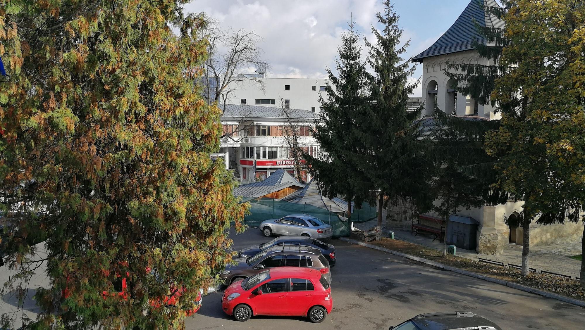 Continental Suceava Hotel Exterior foto